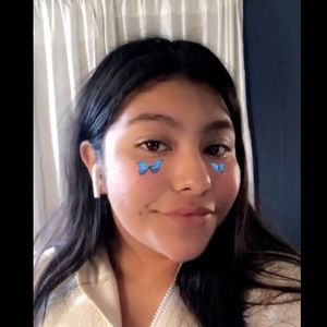 Meet your Posher, Itzel